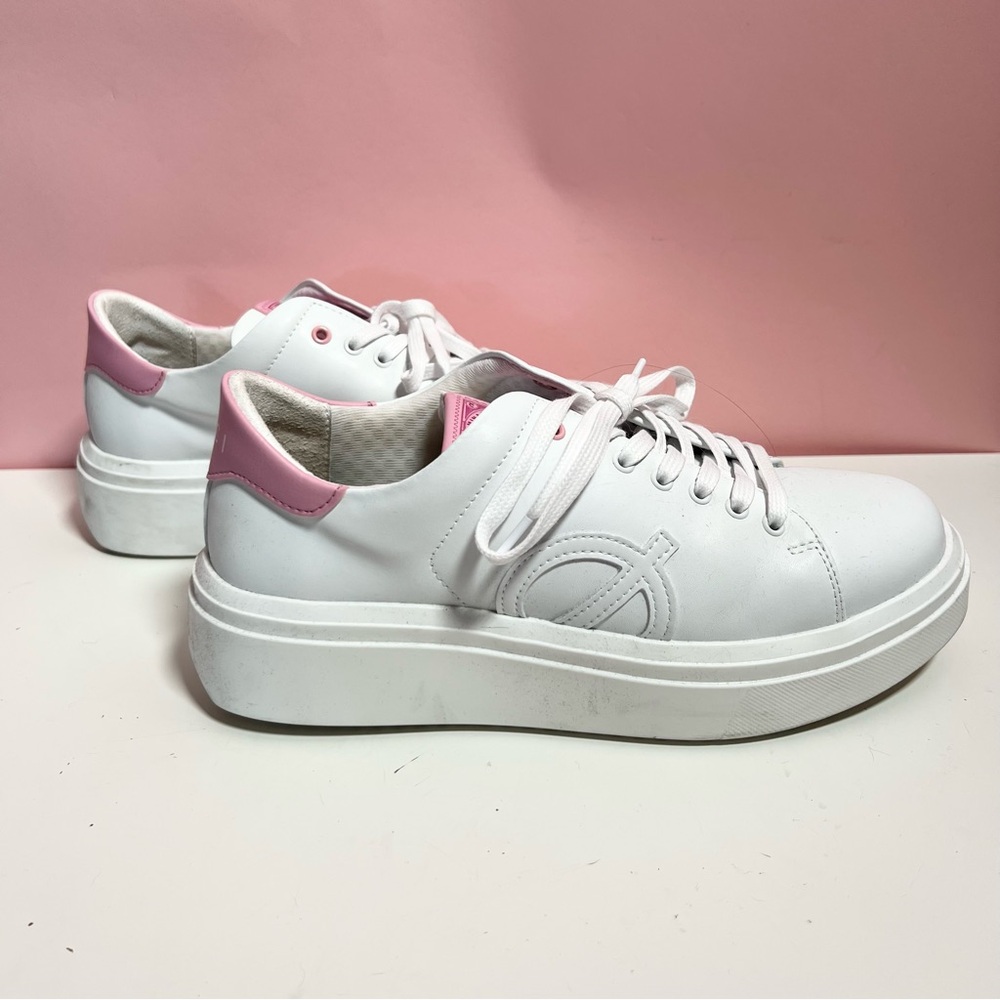 Nicki Minaj loci white platform sneakers